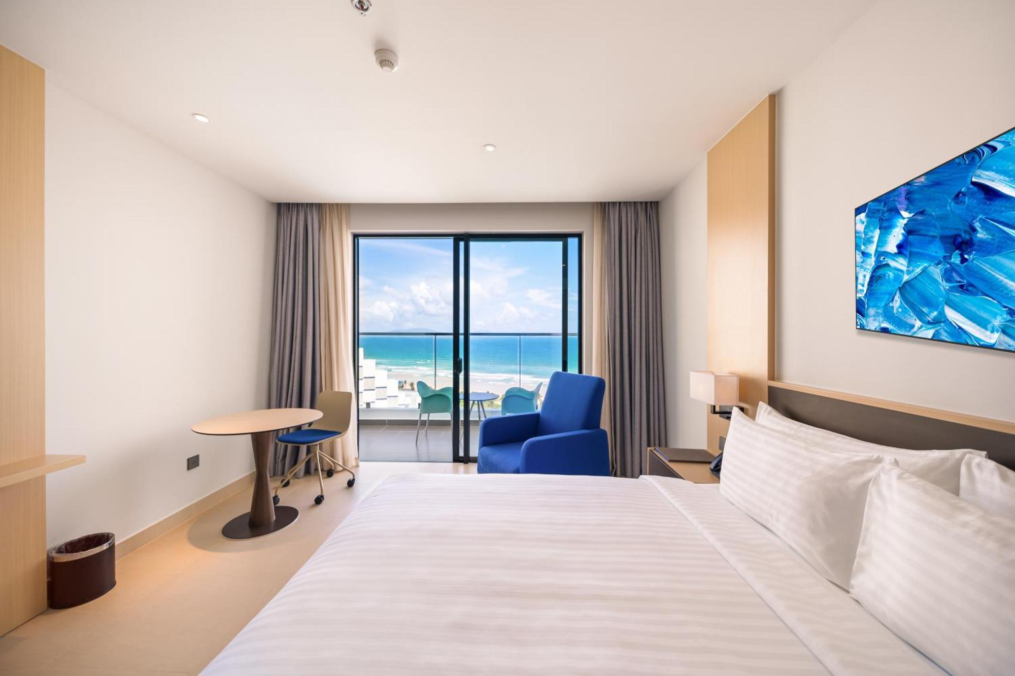 The Empyrean Cam Ranh Beach Resort Экстерьер фото