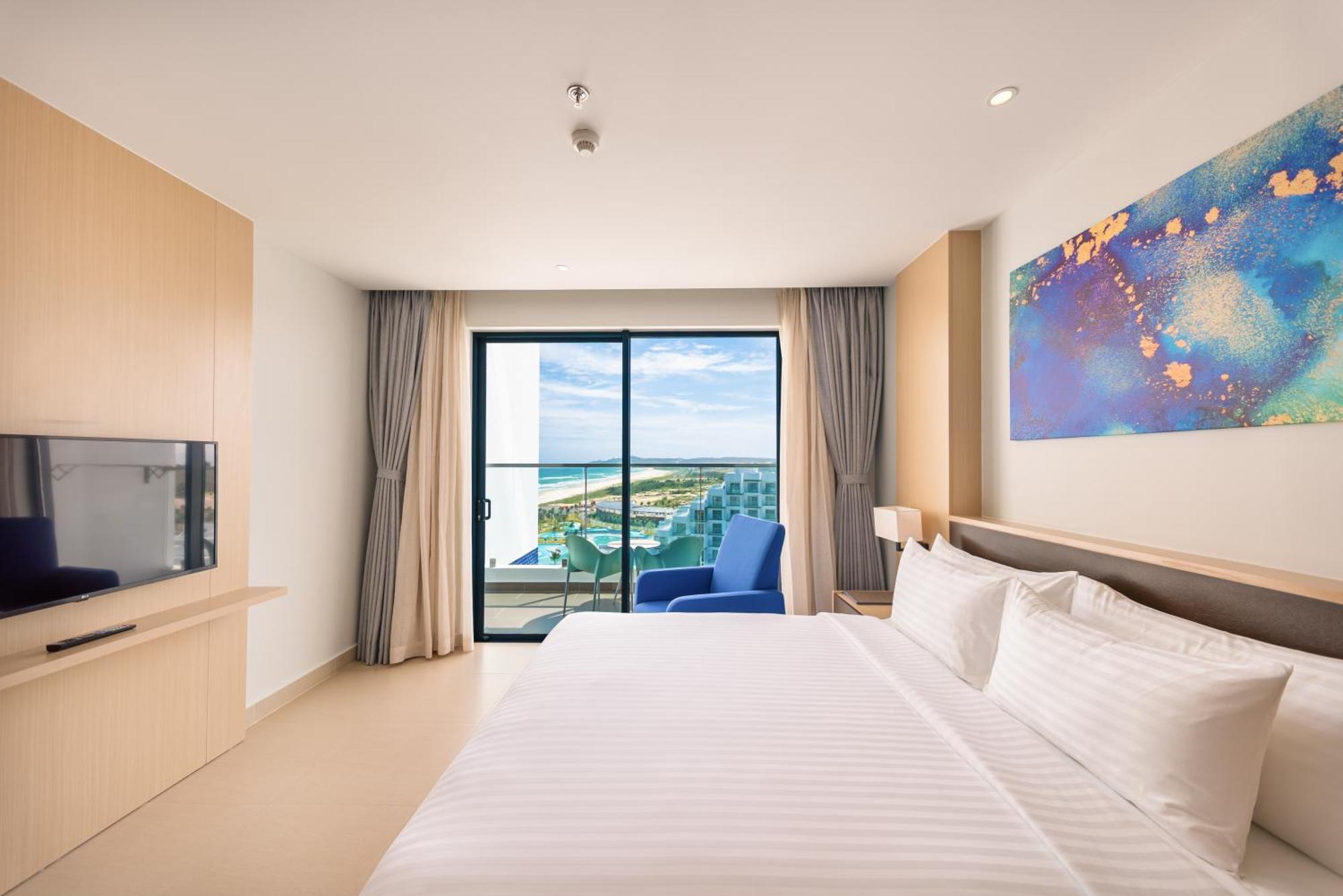 The Empyrean Cam Ranh Beach Resort Экстерьер фото