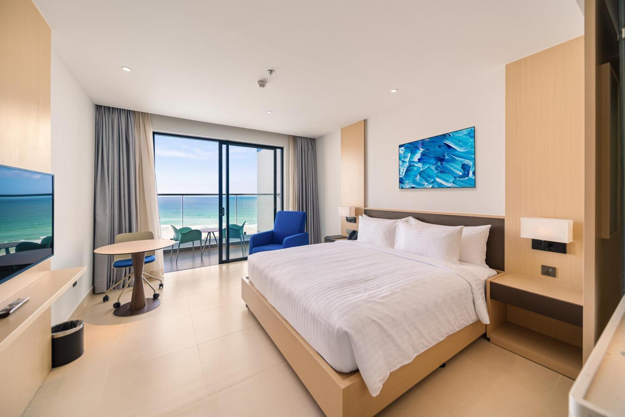 The Empyrean Cam Ranh Beach Resort Экстерьер фото
